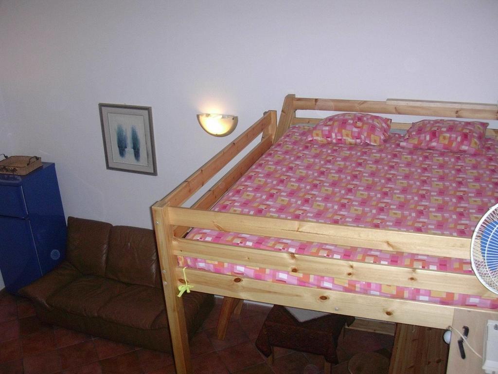 Vacanze Al Colosseo Polveriera Rome Chambre photo